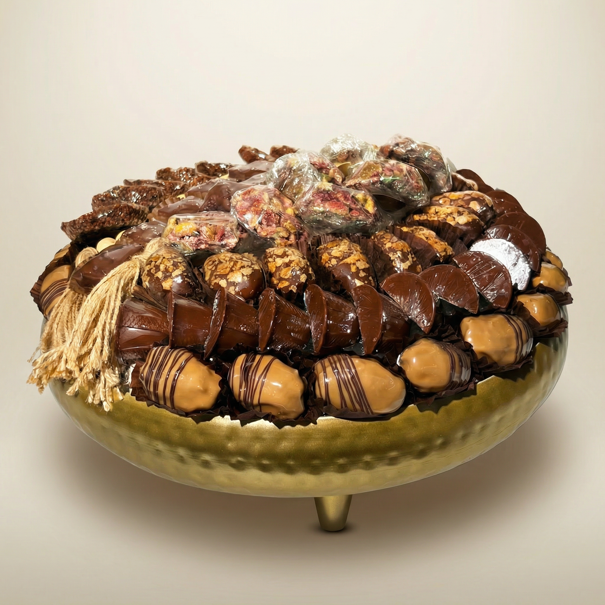 Majlis Crown – Large
